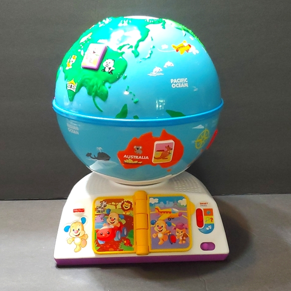 Fisher Price Globe - Picture 1 of 3